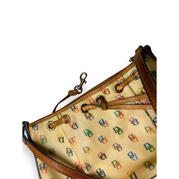 Dooney & Bourke DB Vintage One Strap Shoulder Purse Bag Small Cream Rainbow Zip - Picture 6 of 8